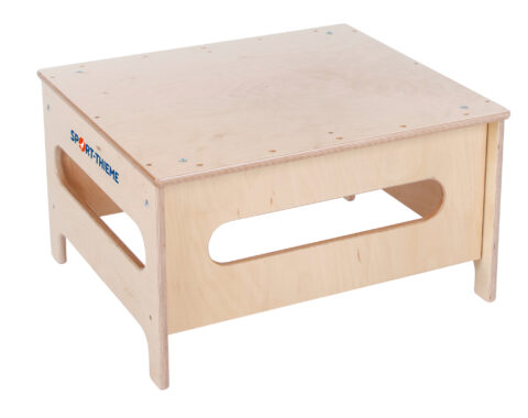 Sport-Thieme wooden platform with grip cutouts, ideal for gymnastics and movement exercises.